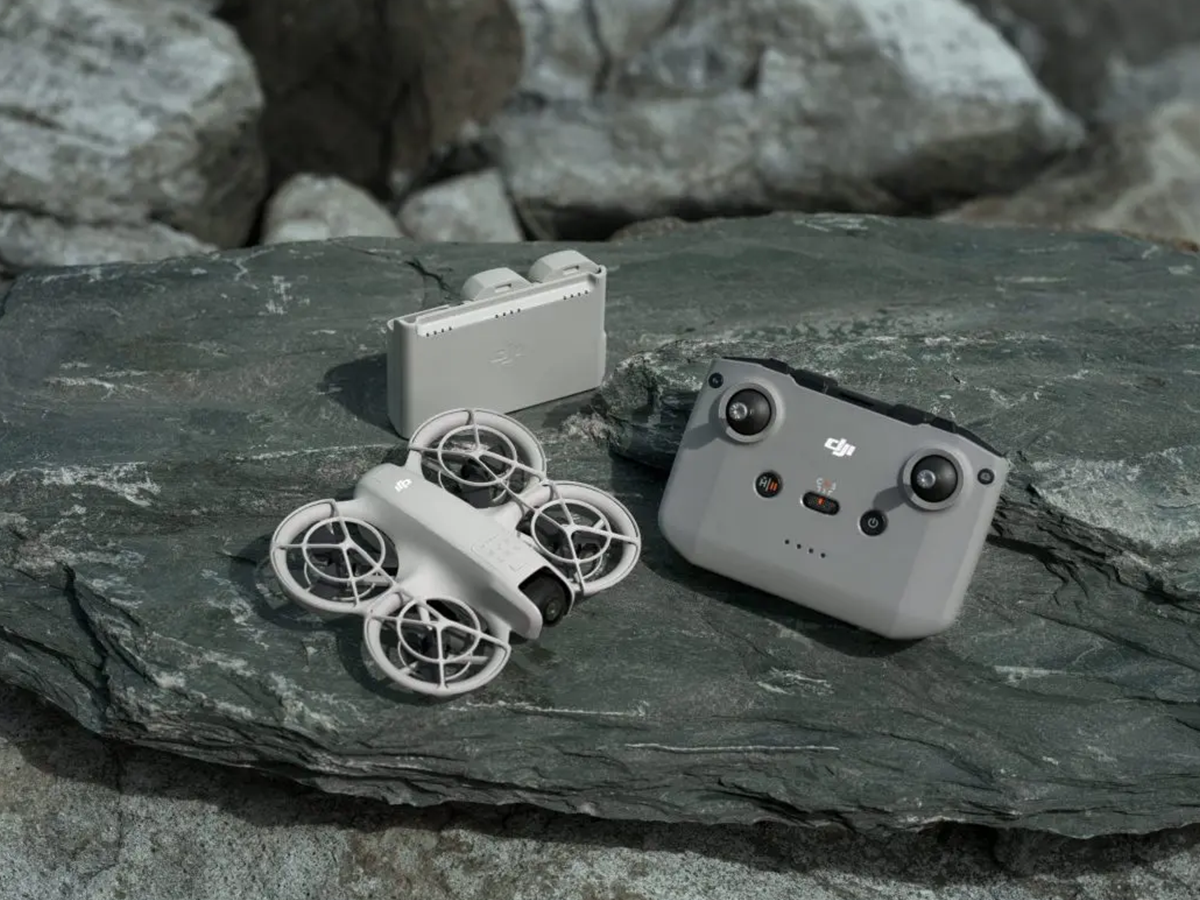 DJI Neo Fly More Combo